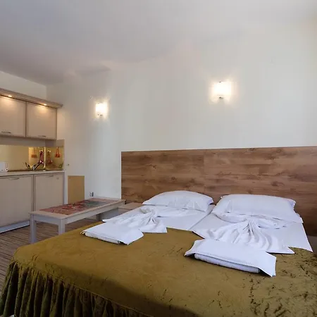 Apartment Wifi❤studio With Kitchen & Balcony Pool View❤vi❤ *